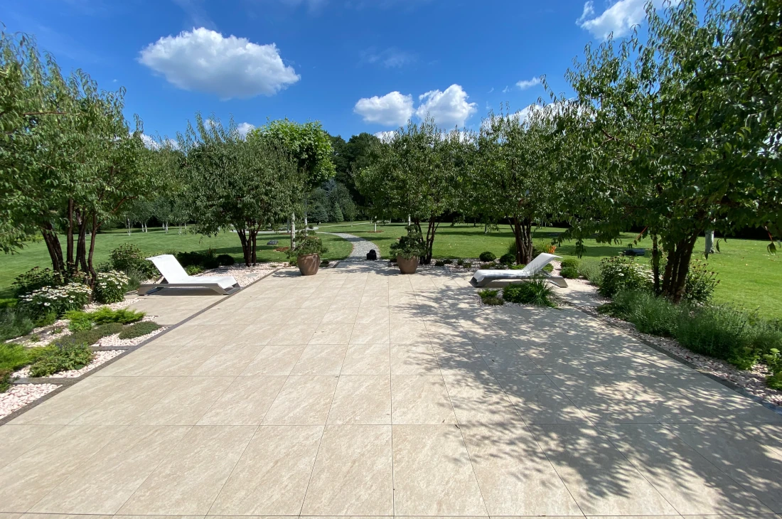 Porcelain stoneware 50x100x2 cm